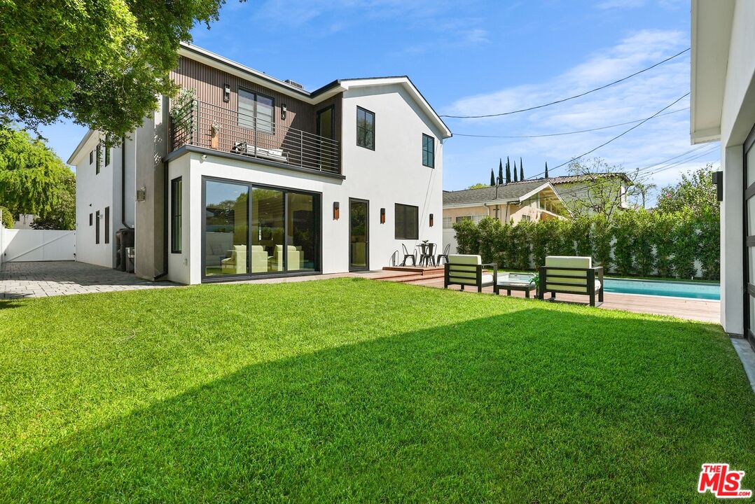 4153 Vantage Ave, Studio City