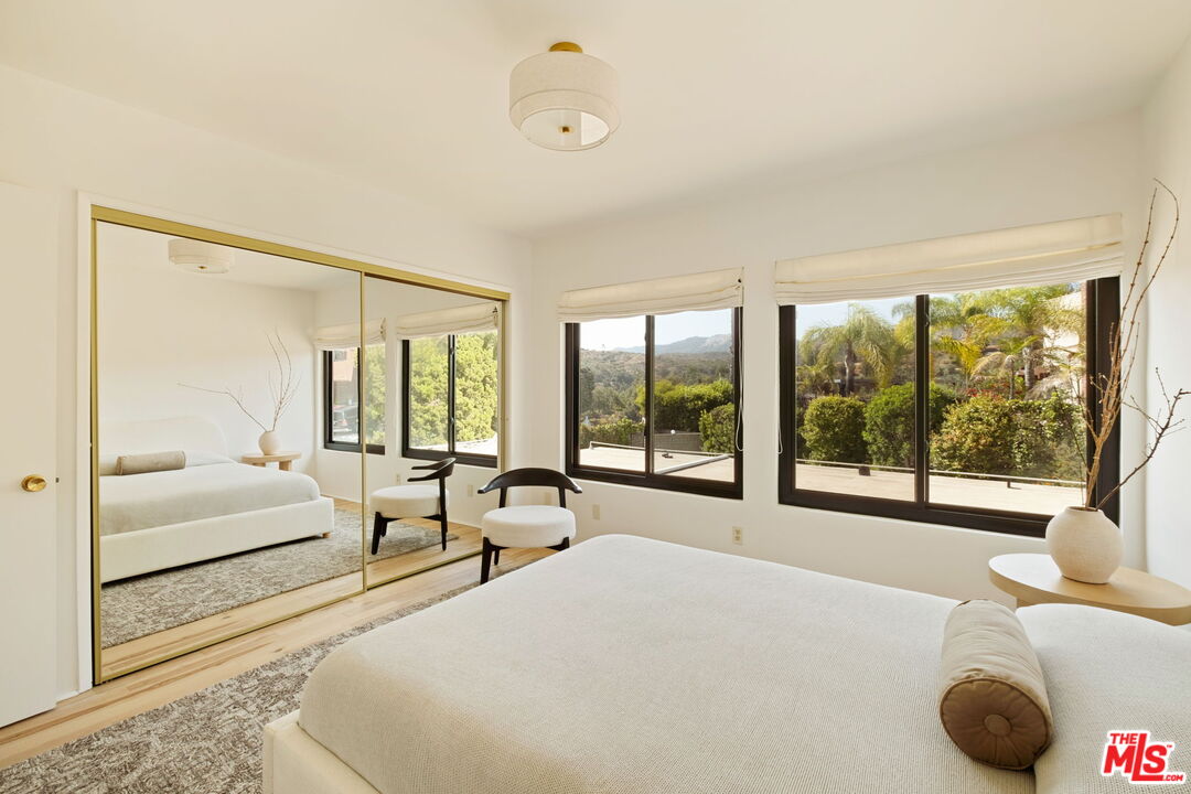 2341 N Hobart Blvd, los feliz