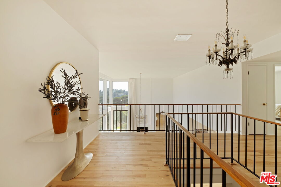 2341 N Hobart Blvd, los feliz