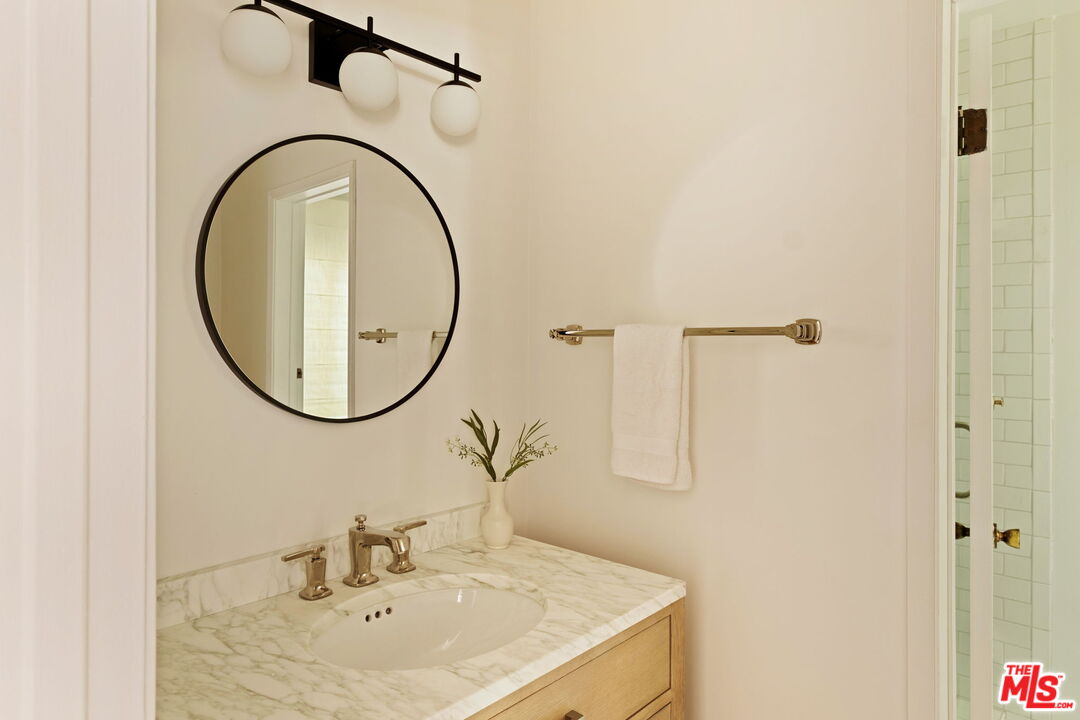 2341 N Hobart Blvd, los feliz