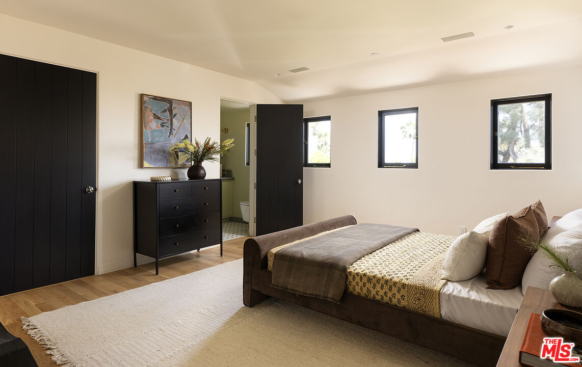 2720 Glendower Ave, Los Feliz