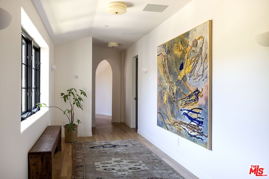 2720 Glendower Ave, Los Feliz