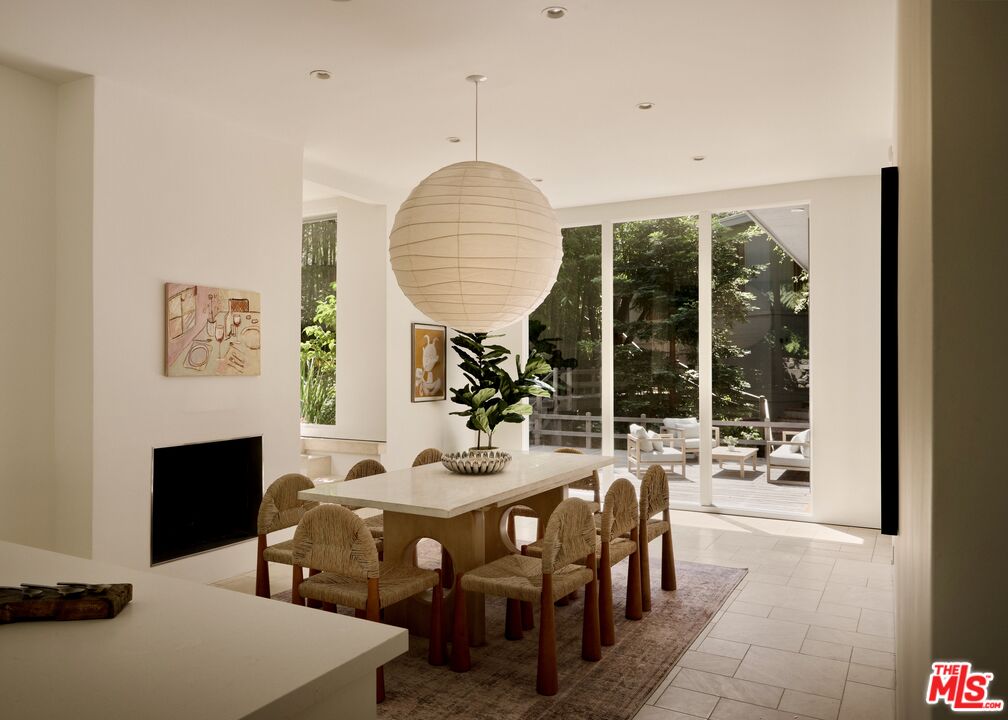 2831 Nichols Canyon Rd, Hollywood Hills