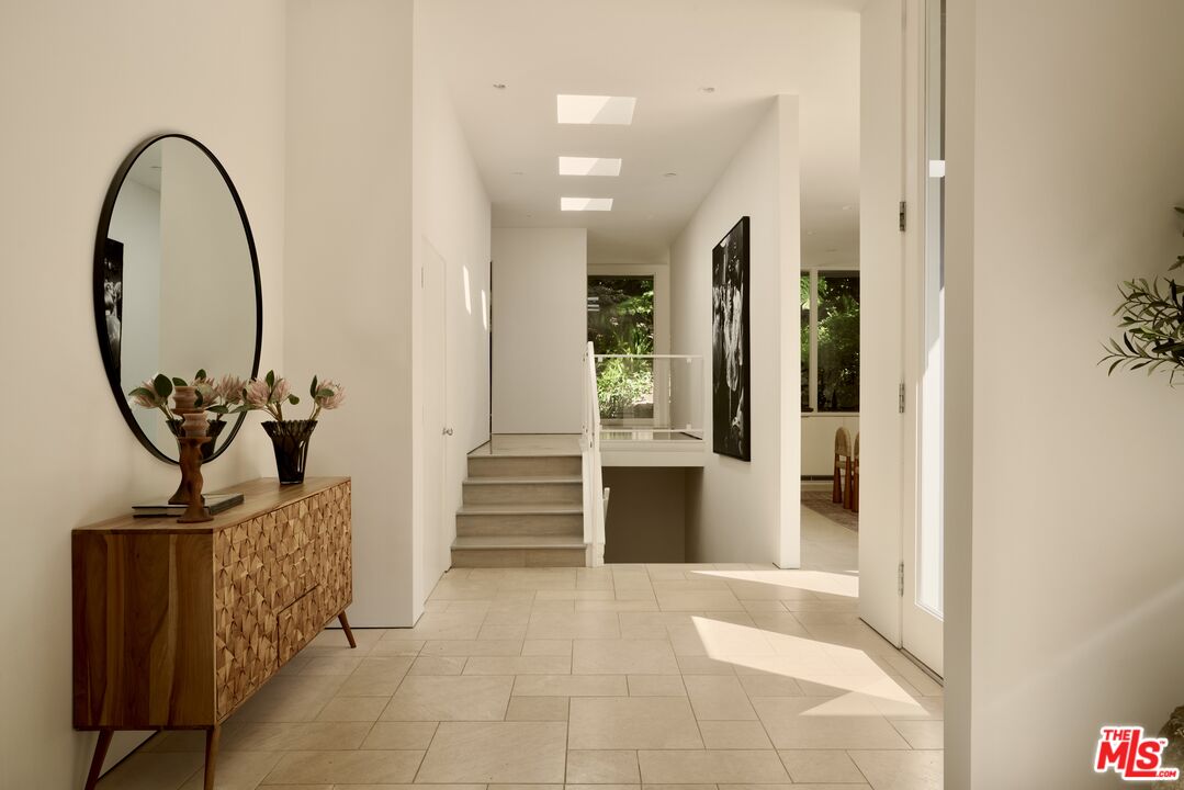 2831 Nichols Canyon Rd, Hollywood Hills