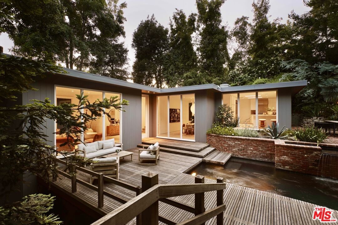 2831 Nichols Canyon Rd, Hollywood Hills