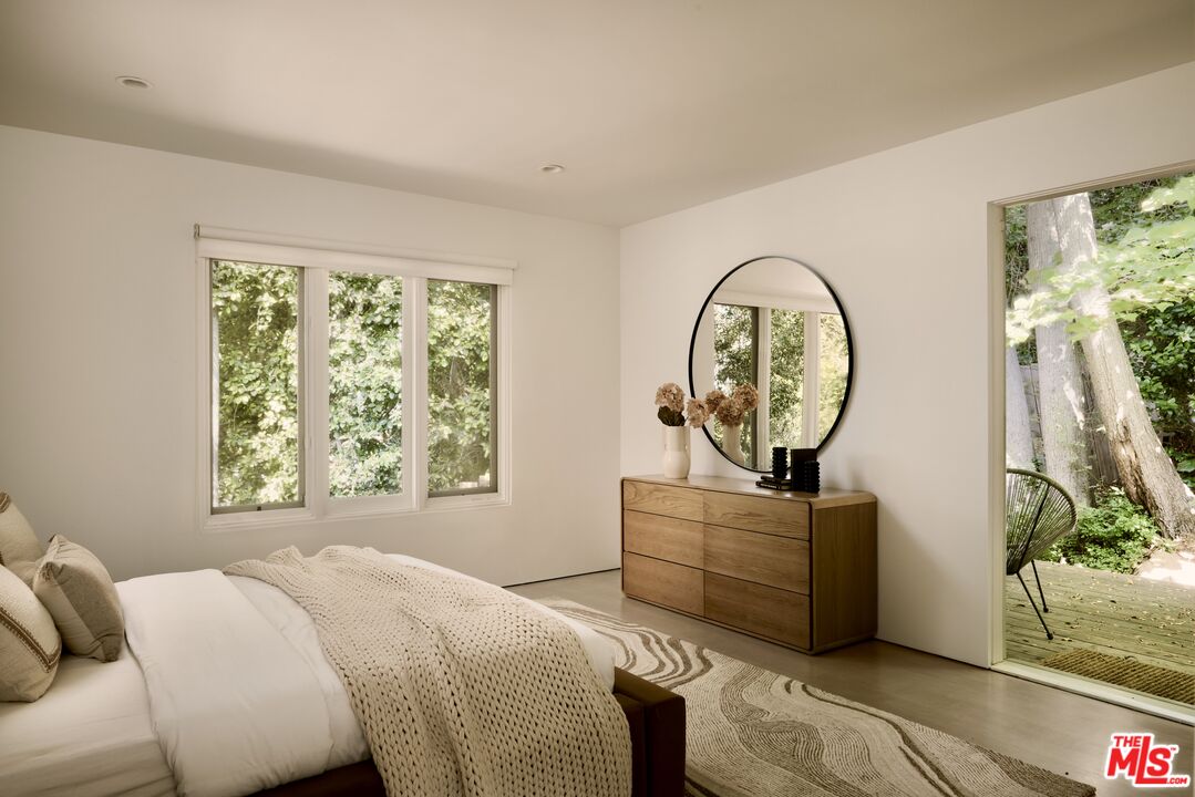 2831 Nichols Canyon Rd, Hollywood Hills