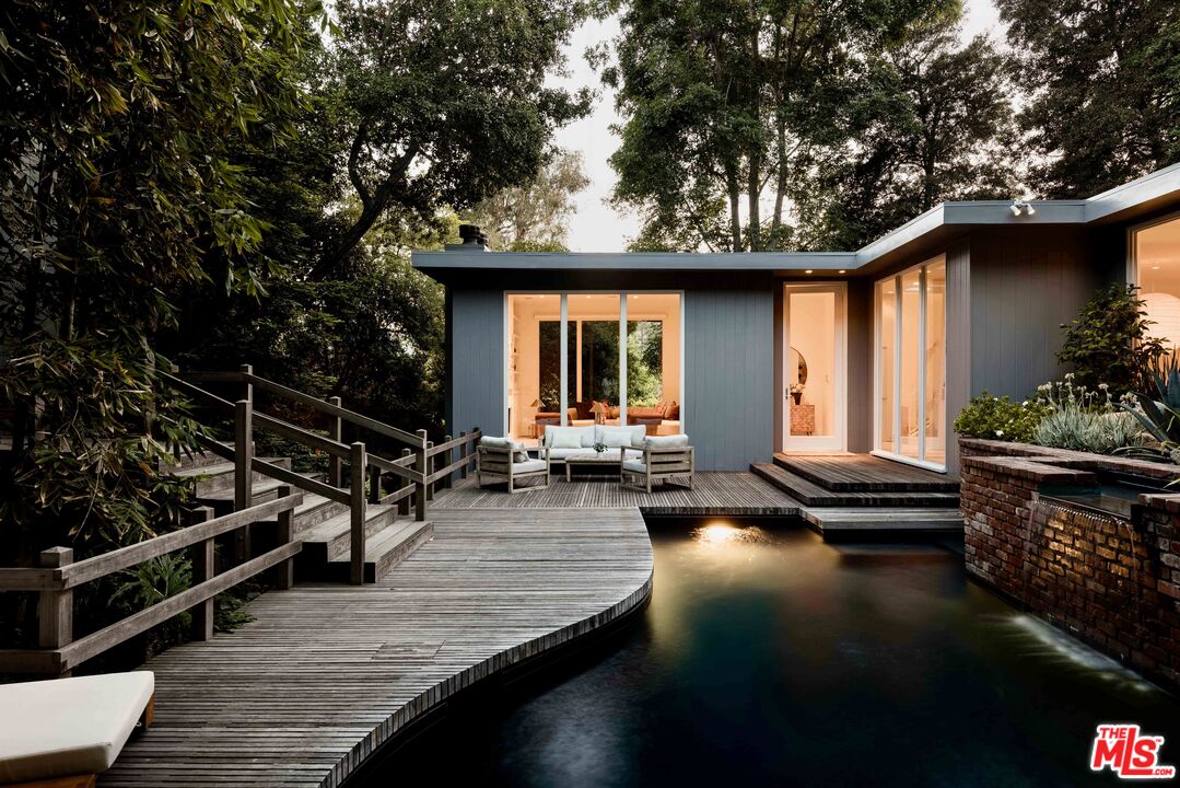 2831 Nichols Canyon Rd, Hollywood Hills