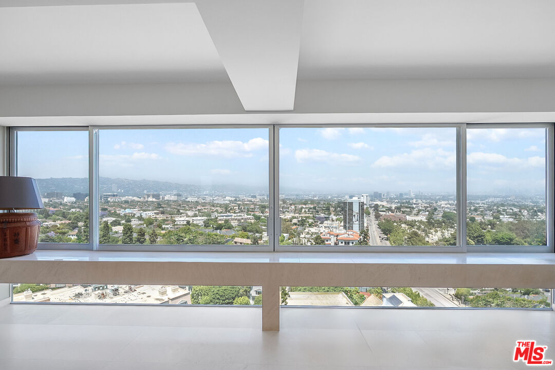 2222 Avenue Of The Stars Unit: 1404, Century City