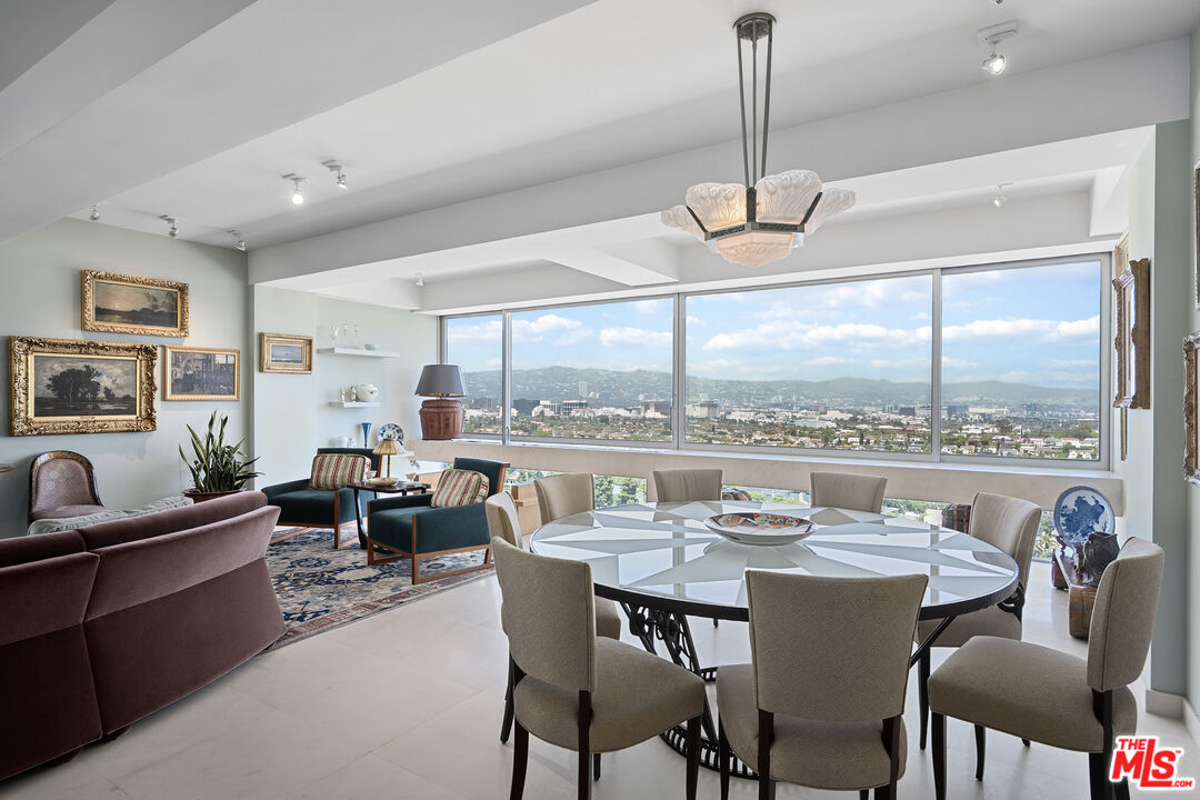 2222 Avenue Of The Stars Unit: 1404, Century City
