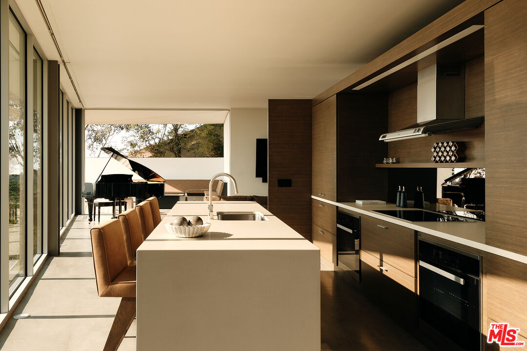 2500 Briarcrest Rd, Beverly Hills