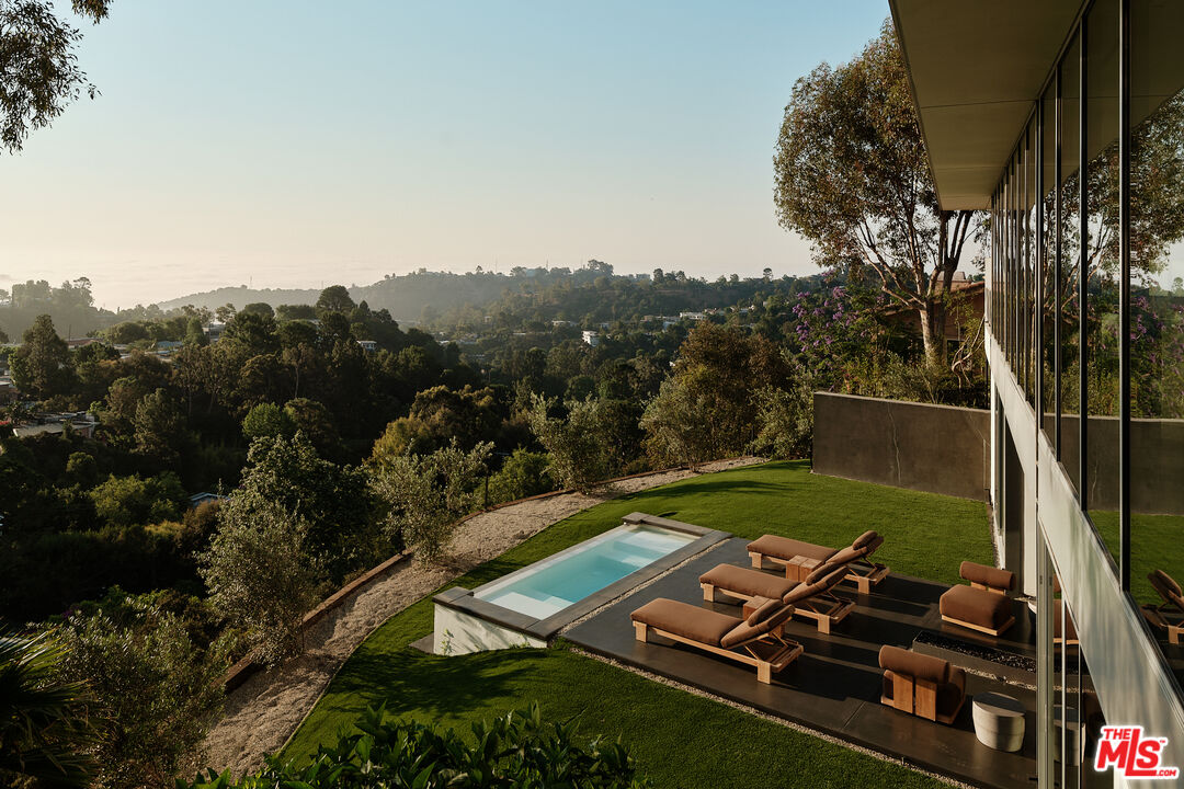 2500 Briarcrest Rd, Beverly Hills