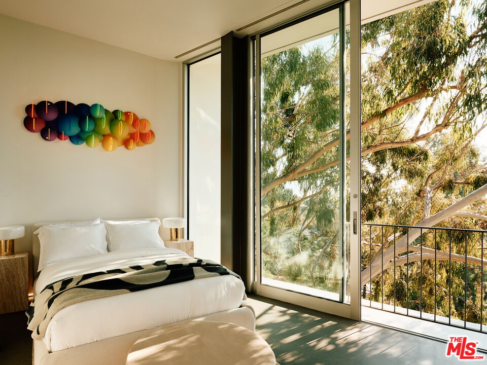 2500 Briarcrest Rd, Beverly Hills