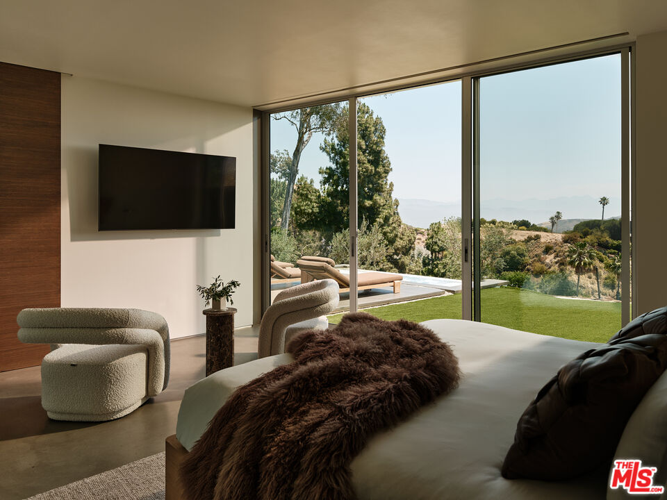 2500 Briarcrest Rd, Beverly Hills