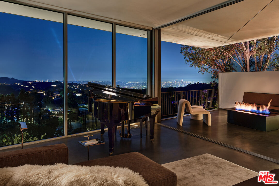 2500 Briarcrest Rd, Beverly Hills
