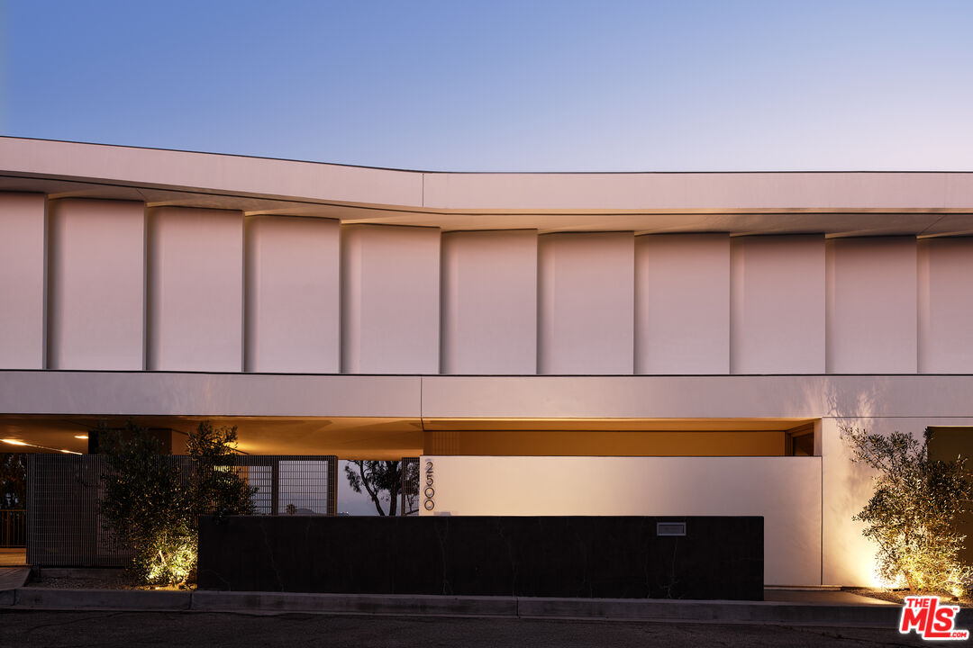 2500 Briarcrest Rd, Beverly Hills