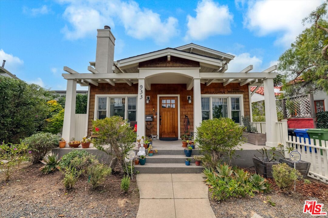 933 W Venezia Ave, Venice 