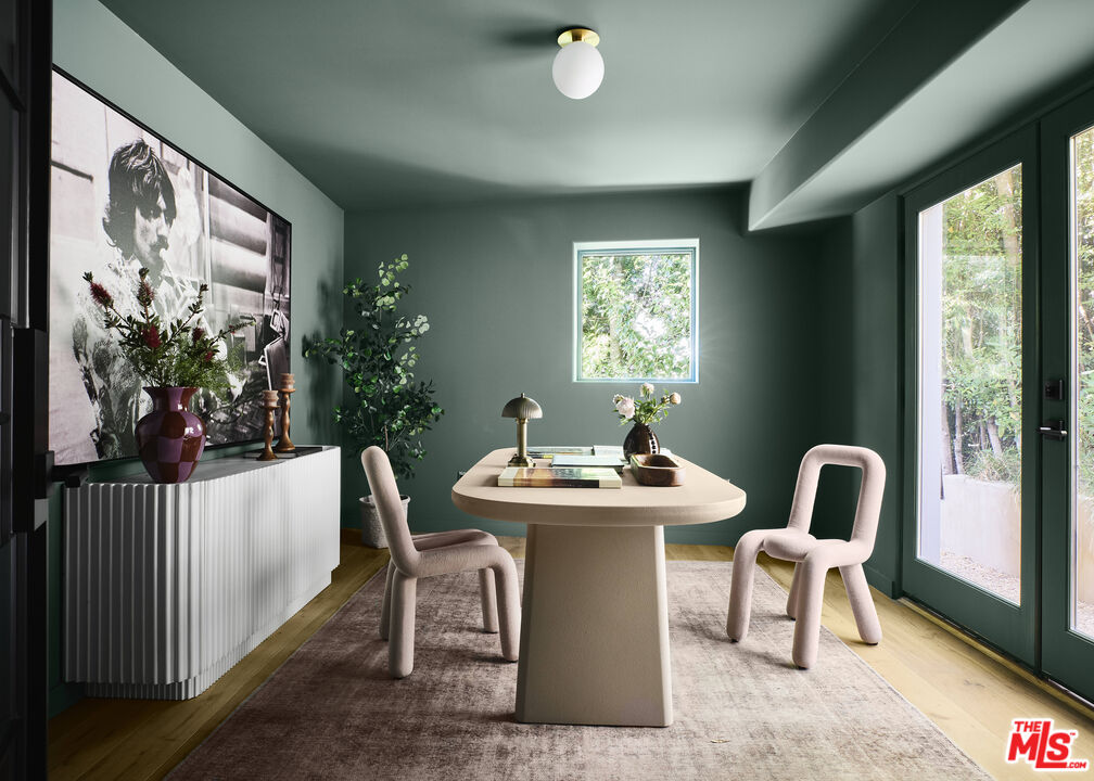 5698 Holly Oak Dr, Los Feliz