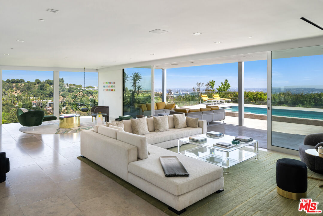 1476 Carla Rdg, Beverly Hills