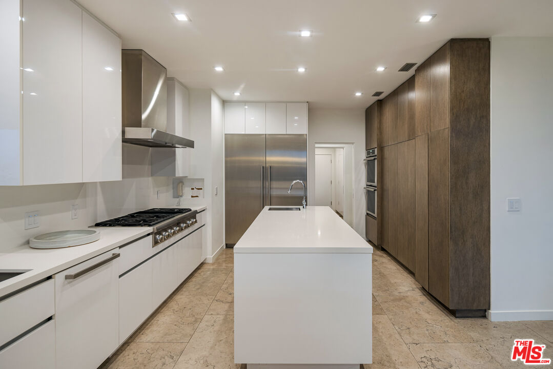 1476 Carla Rdg, Beverly Hills