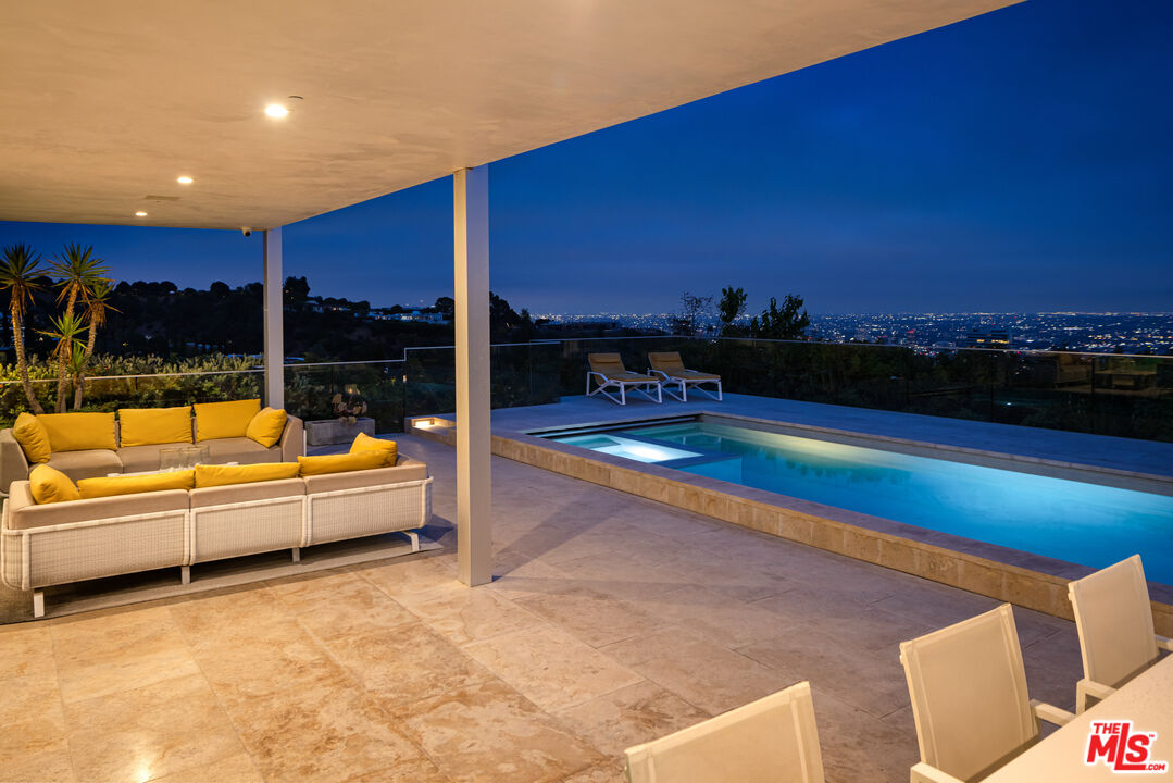 1476 Carla Rdg, Beverly Hills