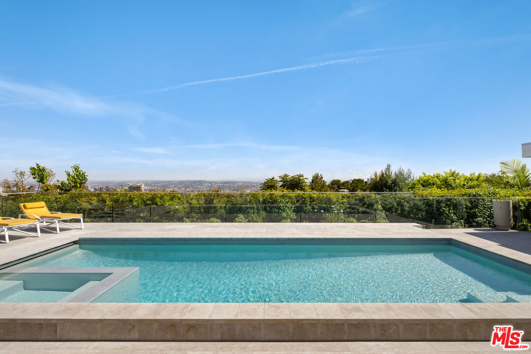 1476 Carla Rdg, Beverly Hills