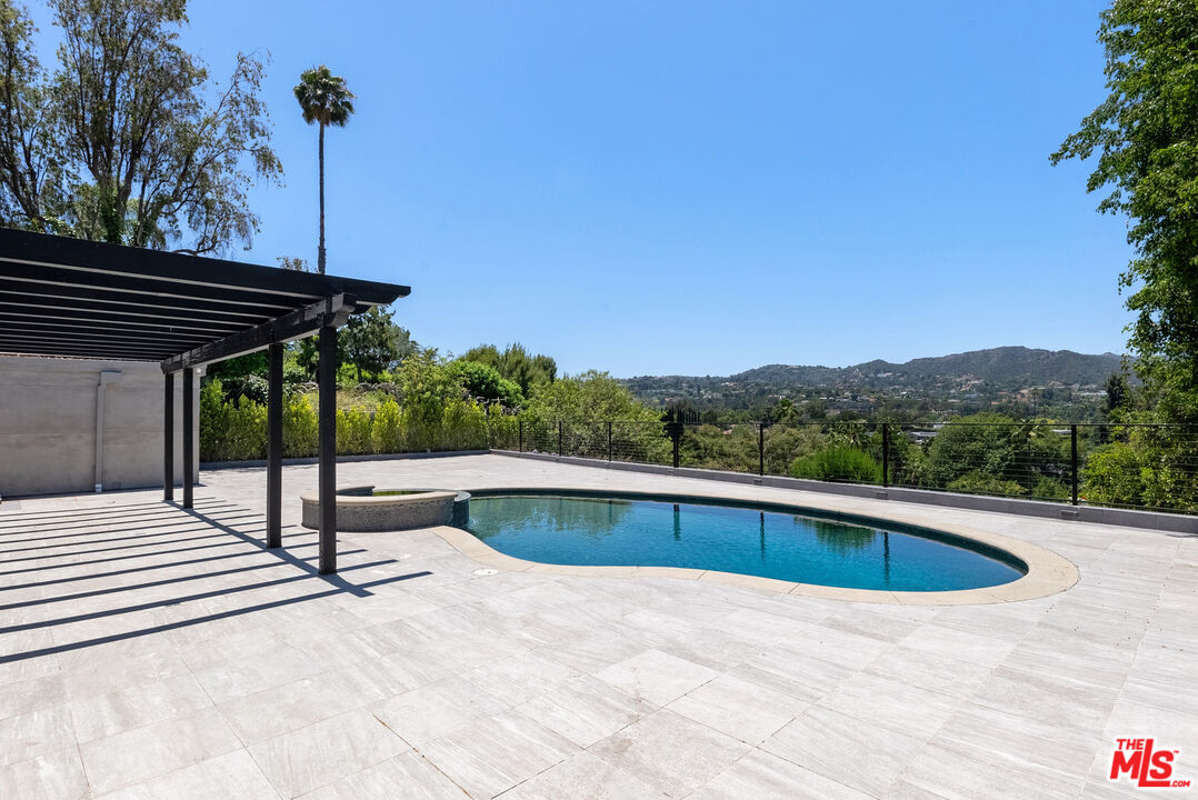 4423 Bergamo Dr
