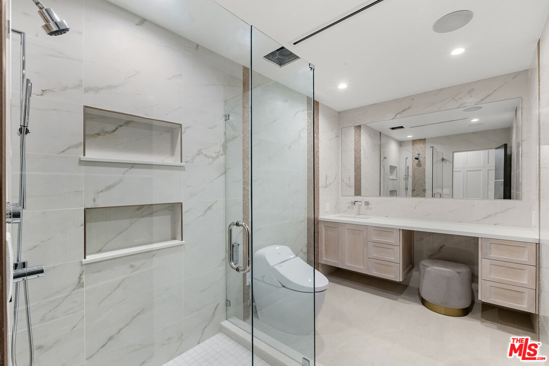 4423 Bergamo Dr
