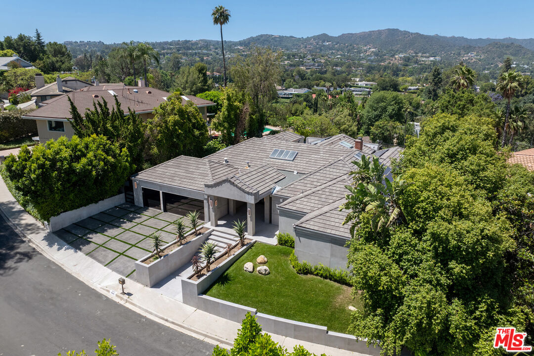 4423 Bergamo Dr