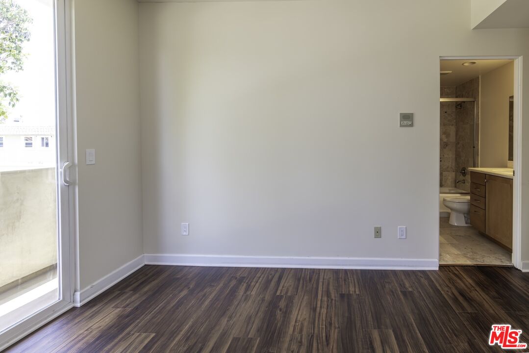 4025 Wade St Unit: 3