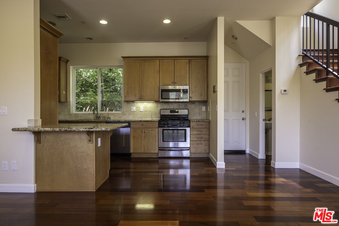 4025 Wade St Unit: 3