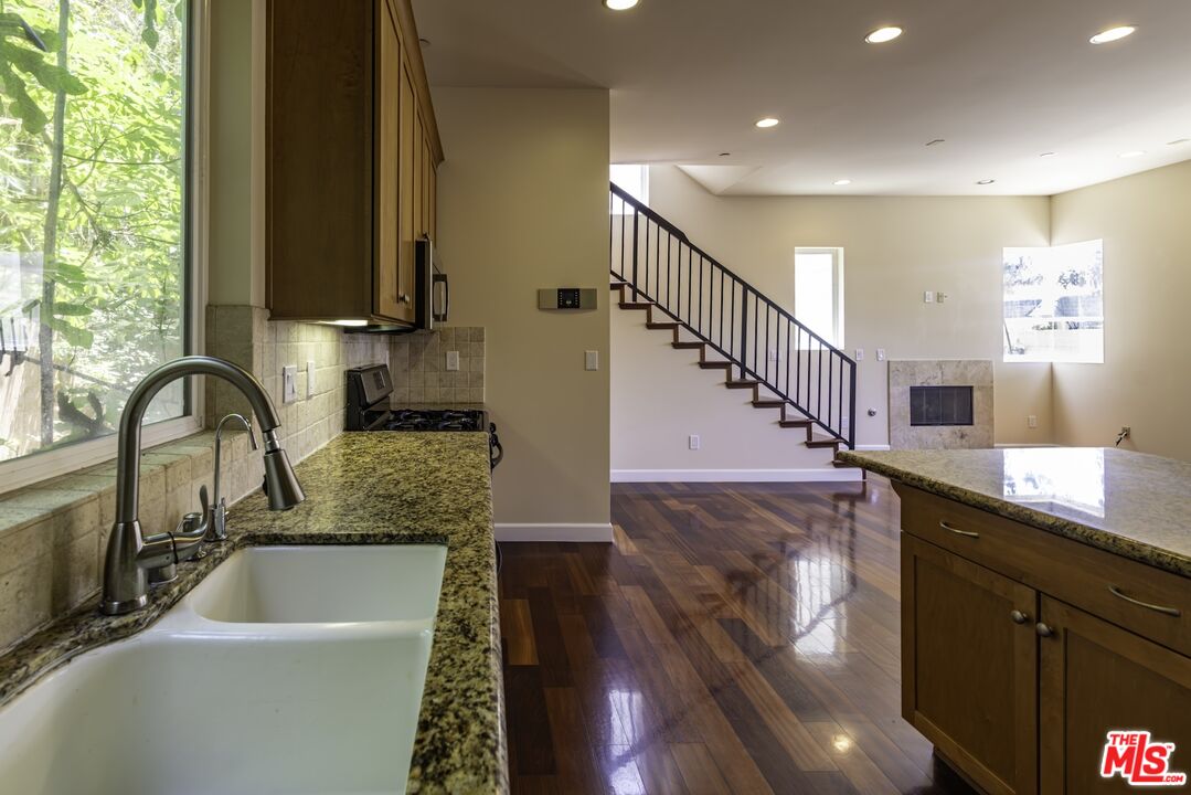 4025 Wade St Unit: 3