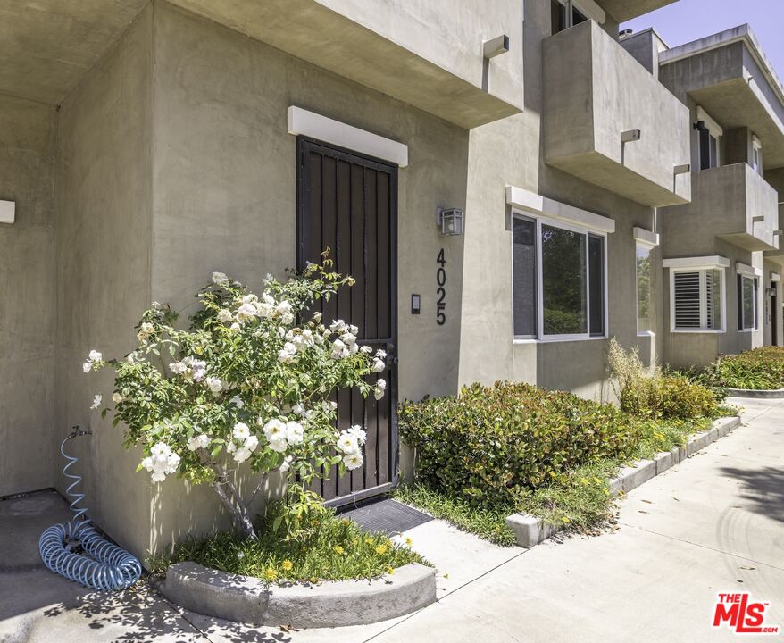 4025 Wade St Unit: 3