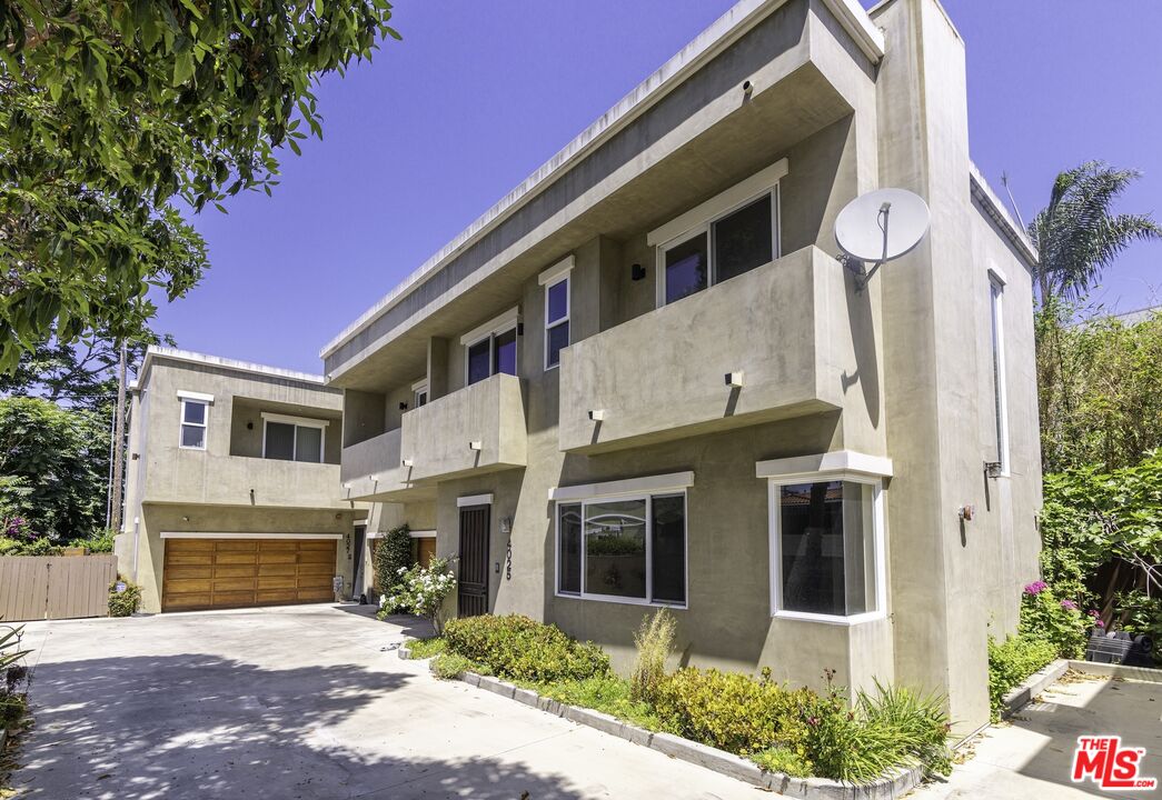 4025 Wade St Unit: 3