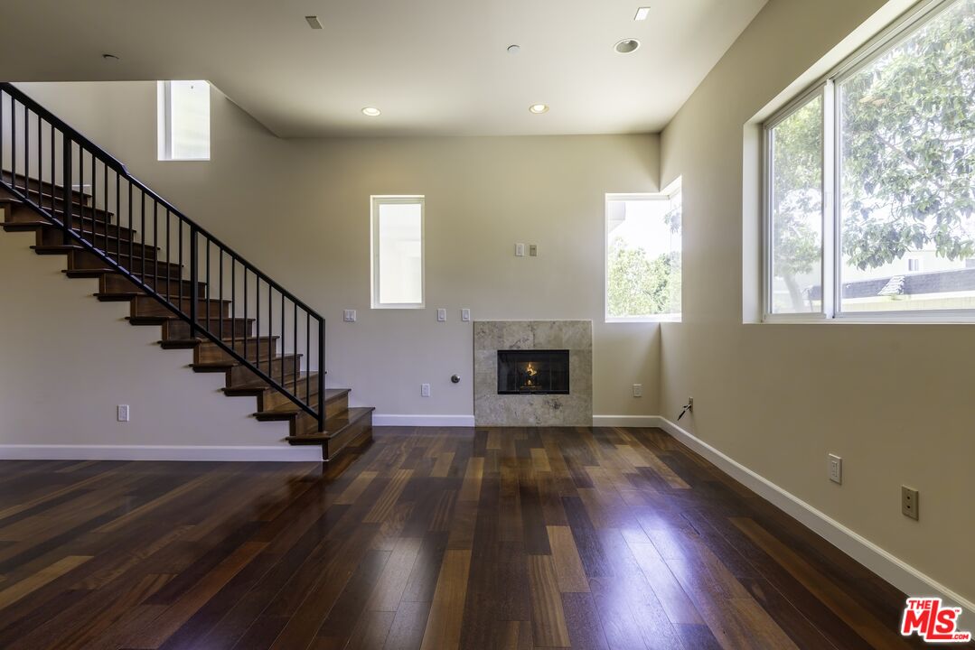 4025 Wade St Unit: 3