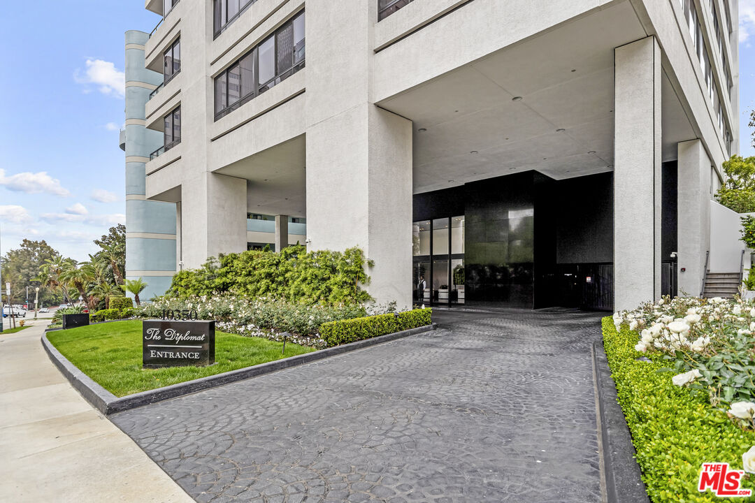 10350 Wilshire Blvd Unit: 801