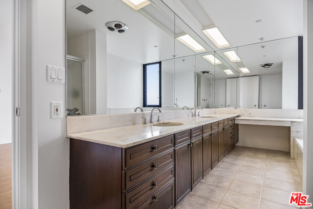 10350 Wilshire Blvd Unit: 801