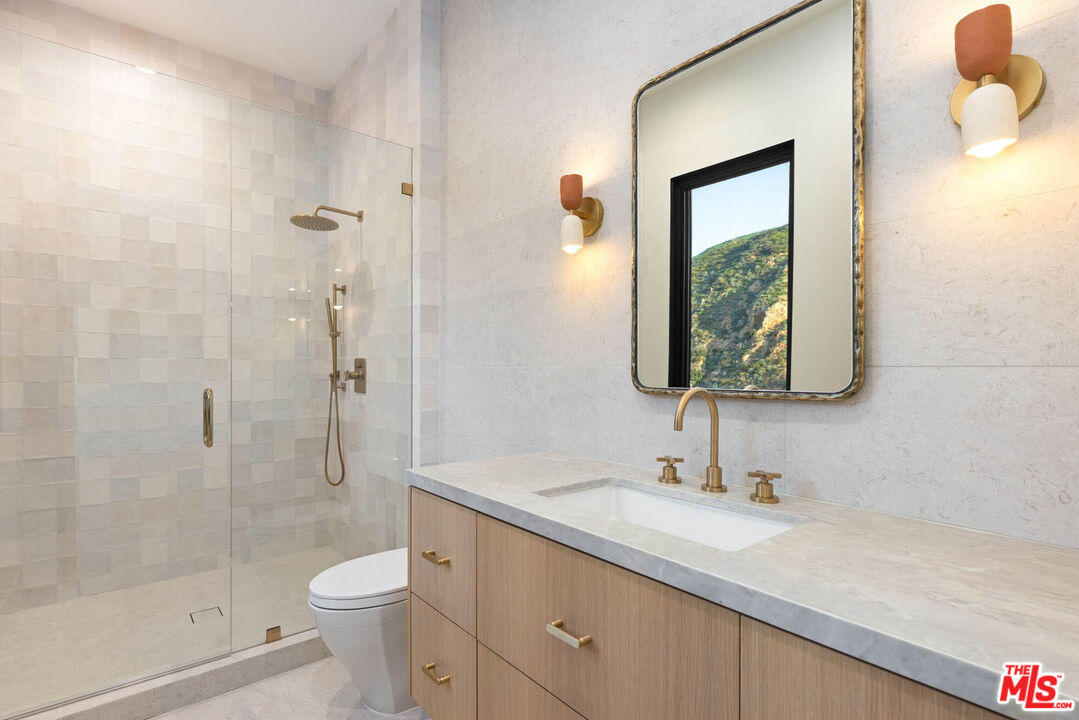 5366 Horizon Dr, Malibu