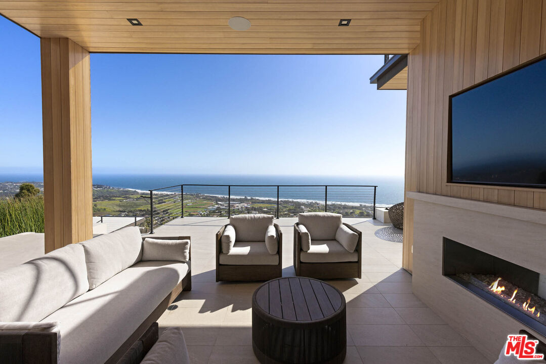 5366 Horizon Dr, Malibu