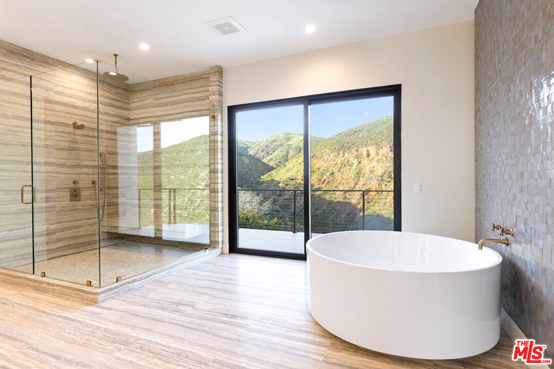 5366 Horizon Dr, Malibu