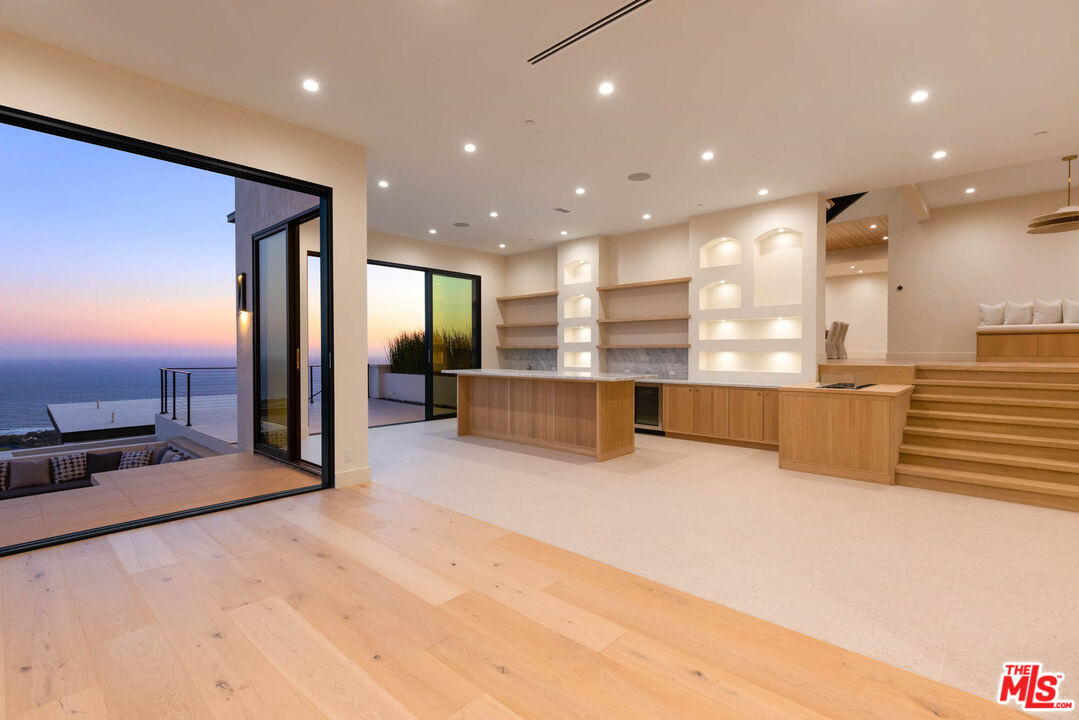 5366 Horizon Dr, Malibu