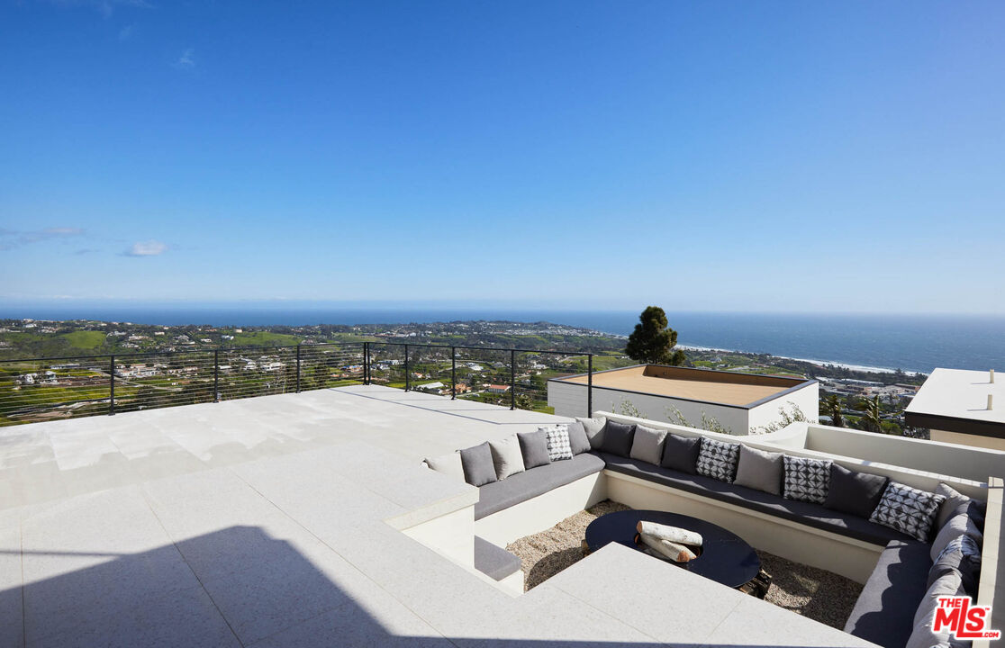 5366 Horizon Dr, Malibu