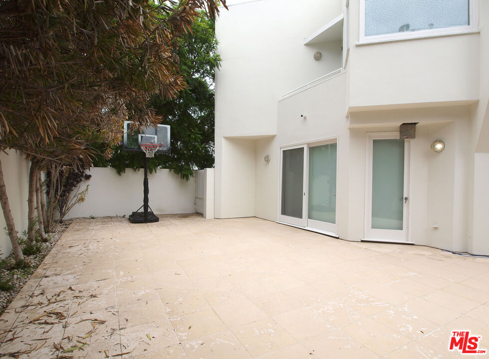 269 N Bundy Dr, Brentwood 