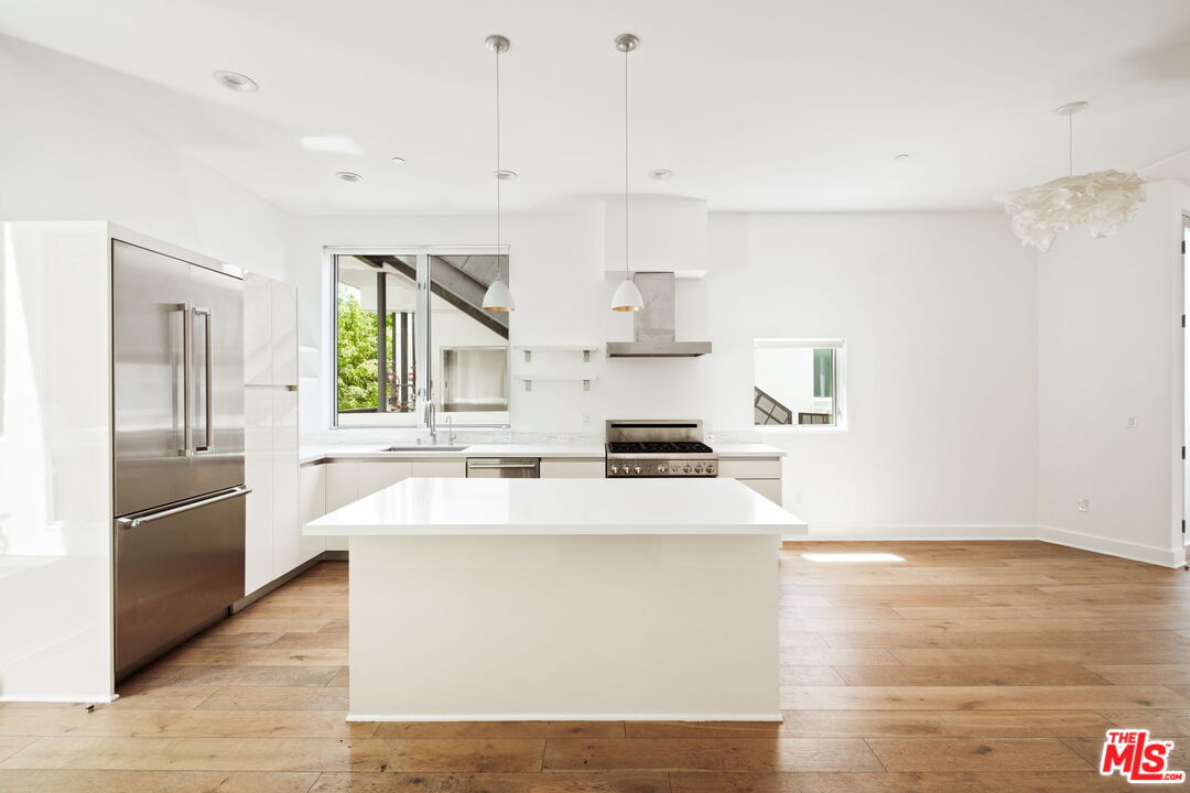 616 N Croft Ave Unit: 6, West Hollywood