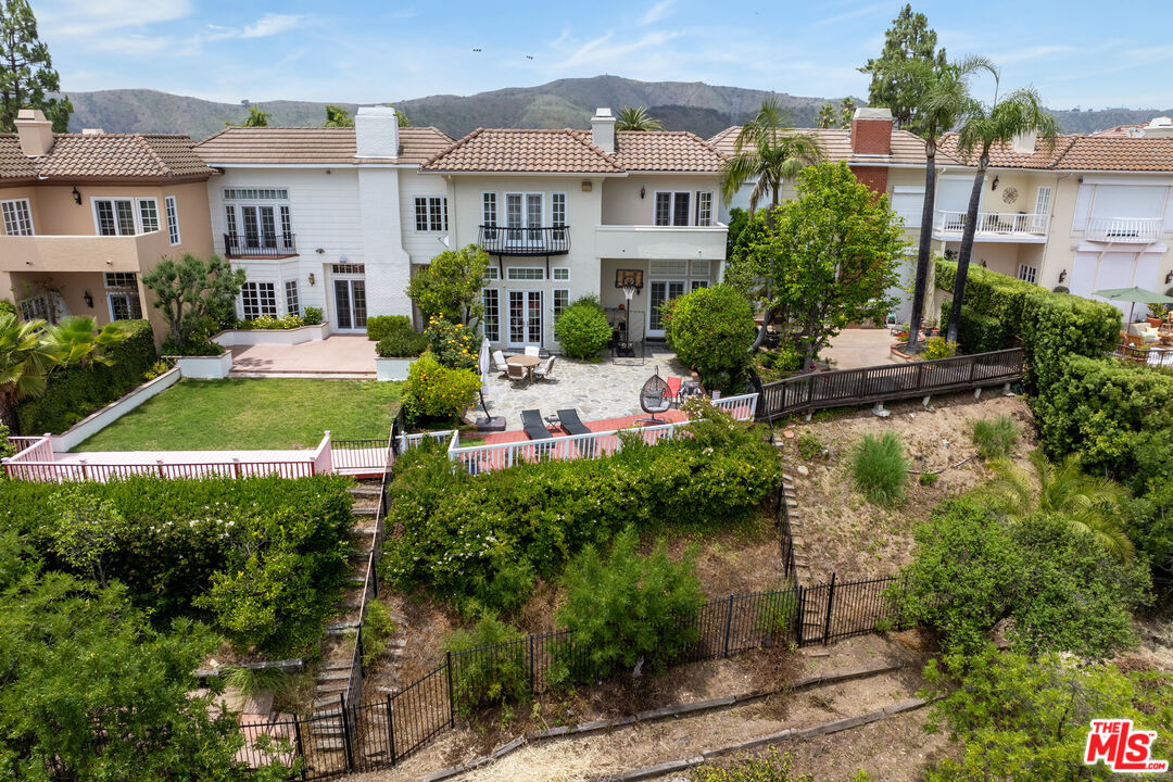 2282 Canyonback Rd, Brentwood