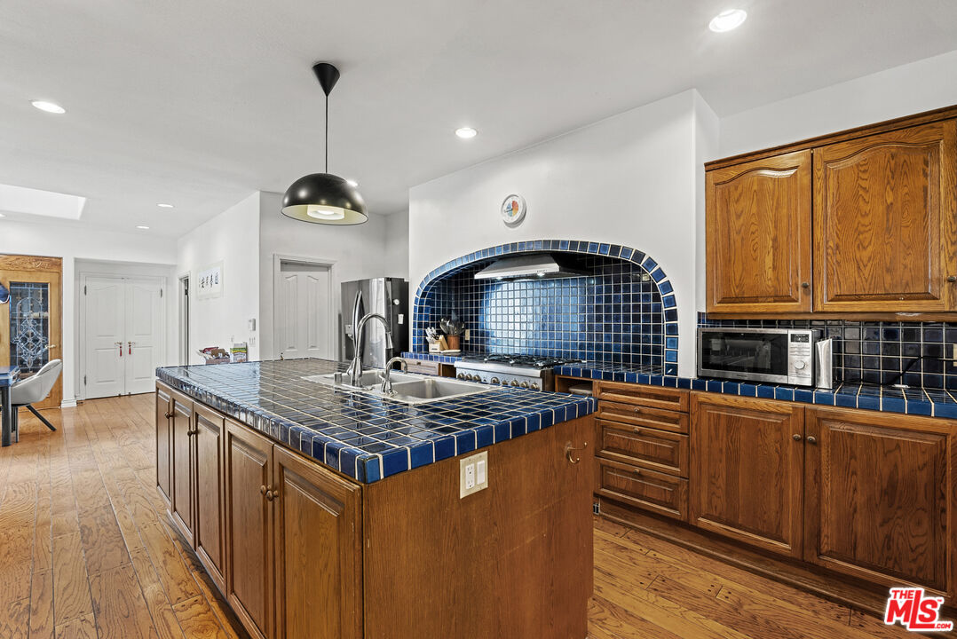 2282 Canyonback Rd, Brentwood