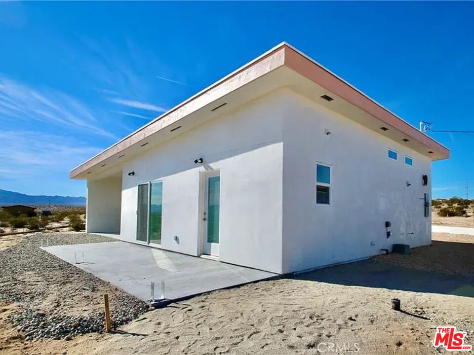 567 Peffer Rd, Twentynine Palms