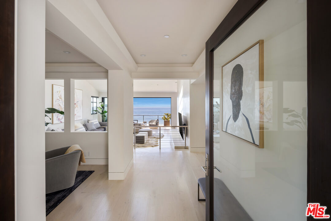 31504 Victoria Point Rd, Malibu