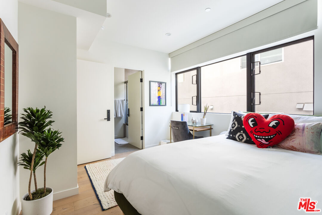 7584 W Skye Way, Hollywood 