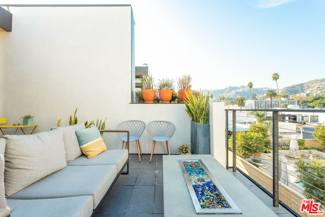 7584 W Skye Way, Hollywood 