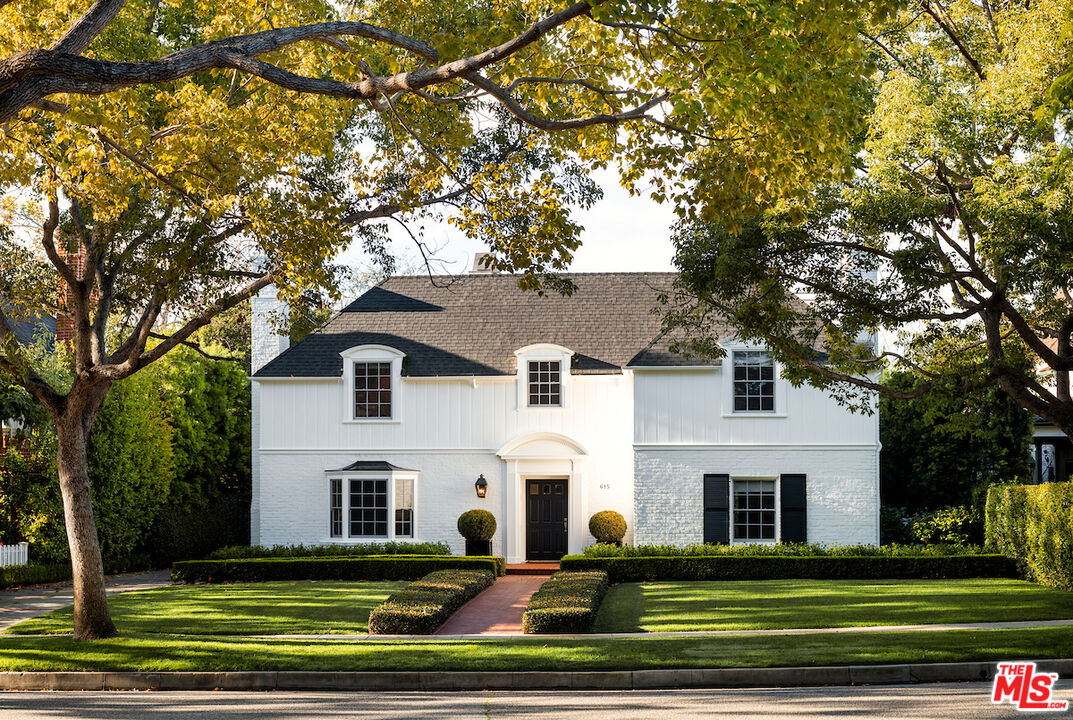615 Trenton Dr, Beverly Hills